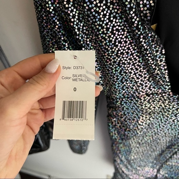 nwt Alexia Admor rainbow sequin dress - Picture 9 of 11